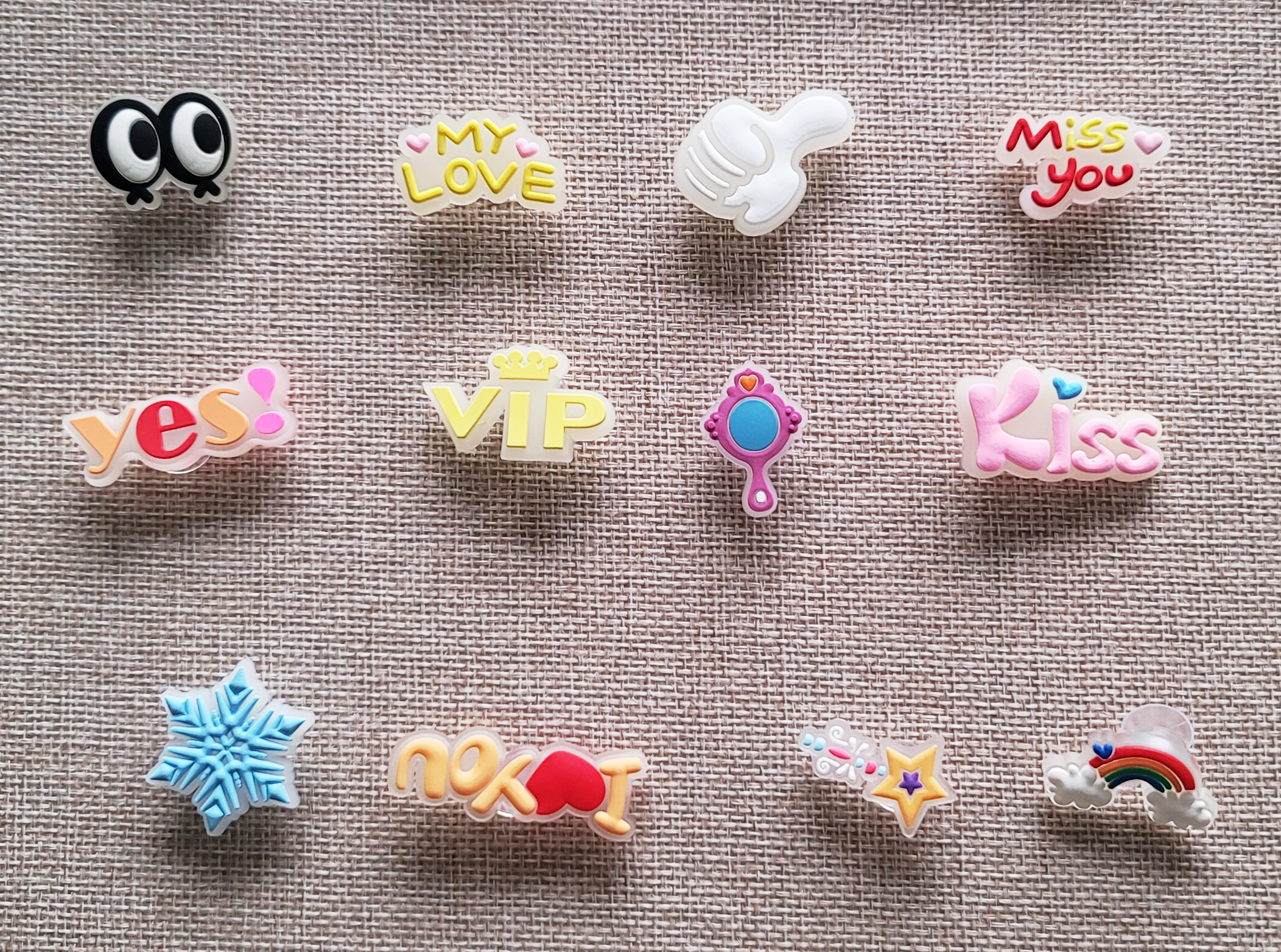 charms  8